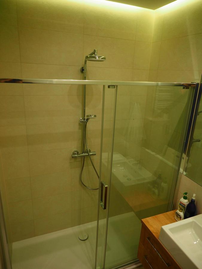 Magazynowa Airport Apartments Варшава Экстерьер фото