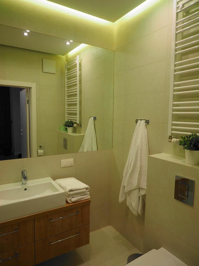 Magazynowa Airport Apartments Варшава Экстерьер фото